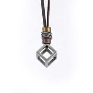 Колие Кубче